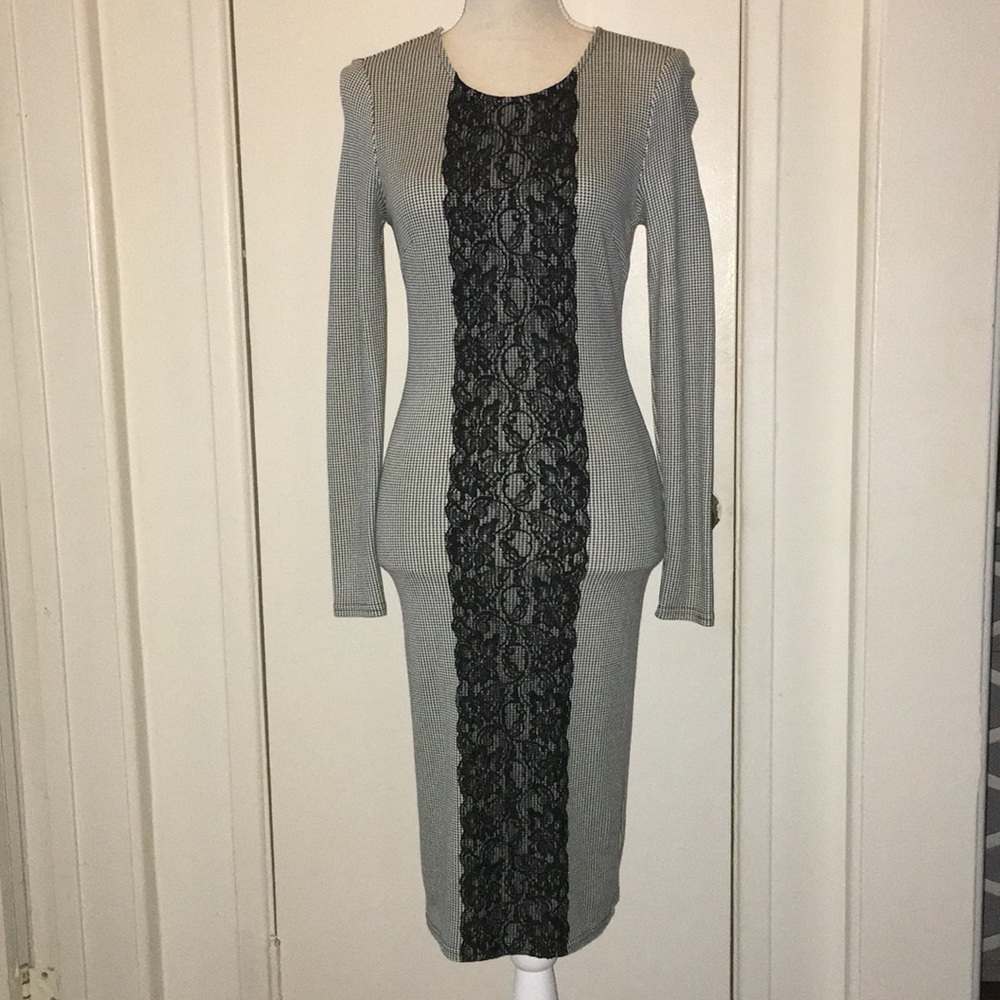 Mid-length dress houndstooth style dress size 2